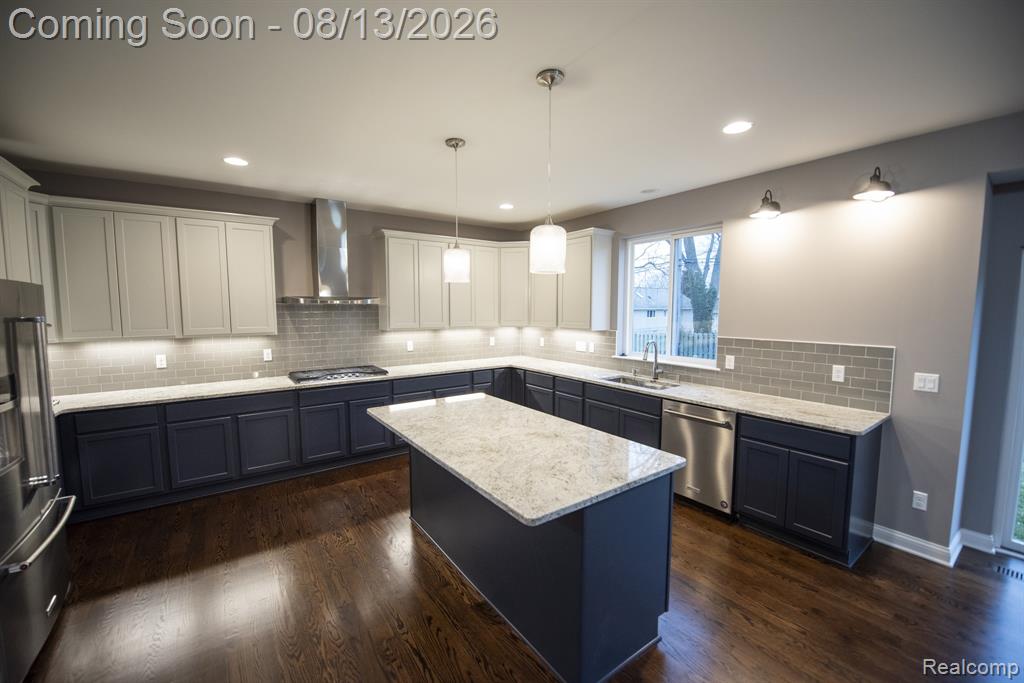 72 Arthur Drive Property Photo 4
