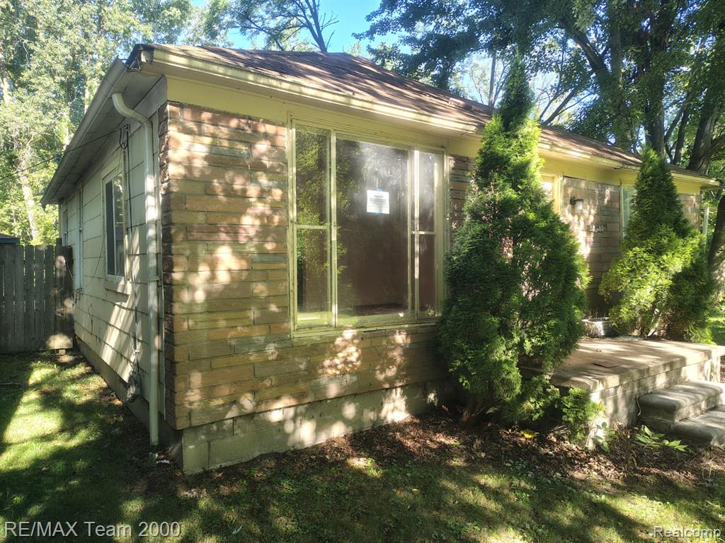 22500 Sumpter Road Property Photo 3