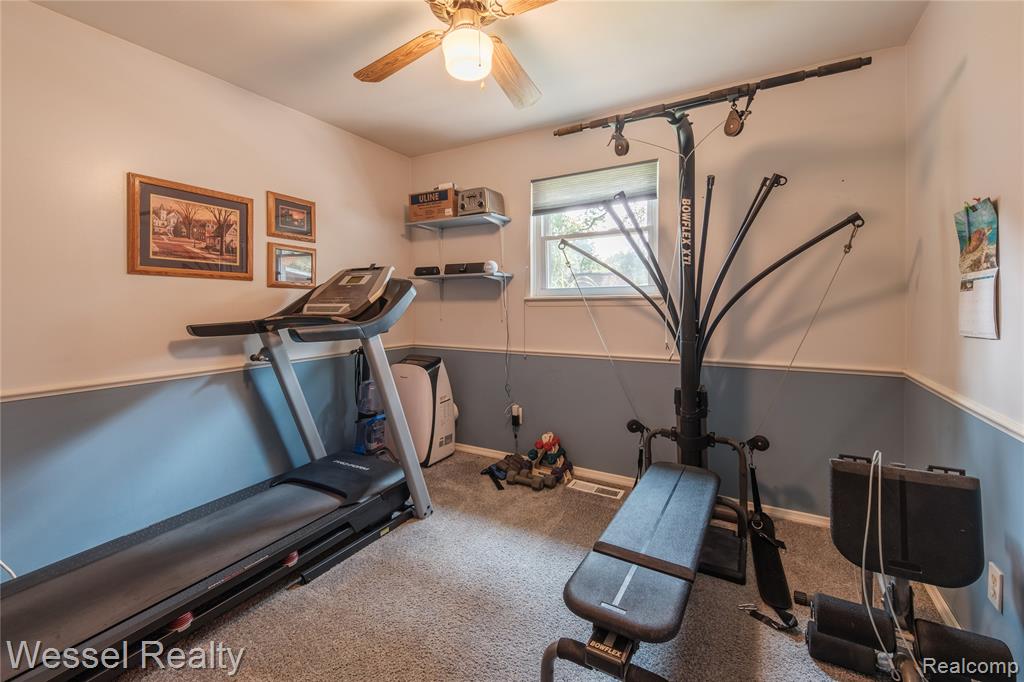 2444 Howe Street Property Photo 15