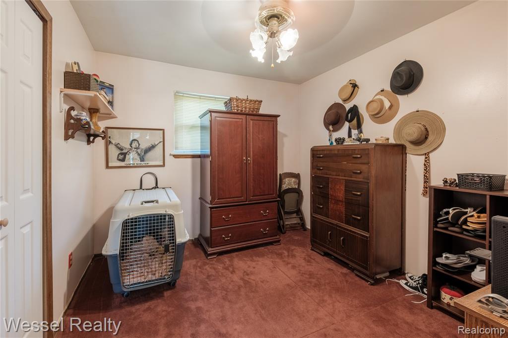 2444 Howe Street Property Photo 18