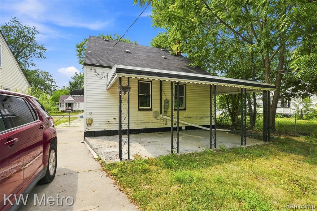 8626 Brace Street Property Photo 10