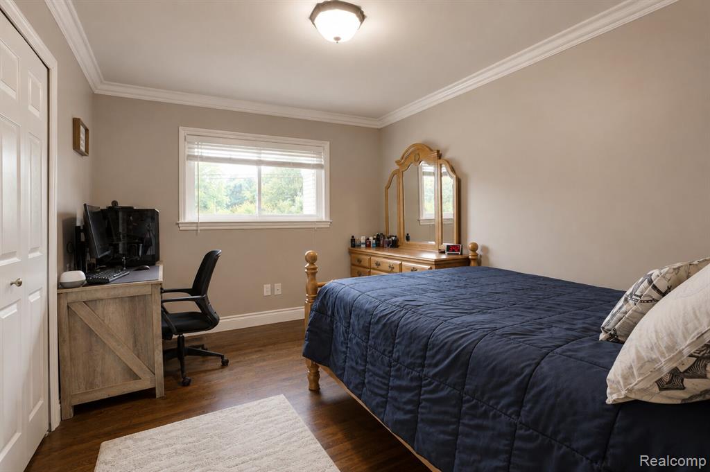 2730 Rhodes Drive Property Photo 12