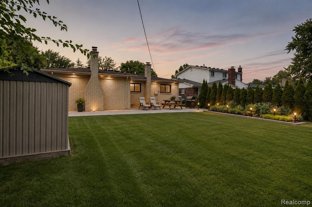 2730 Rhodes Drive Property Photo 26