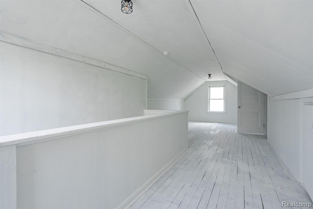 519 Bentley Drive Property Photo 12