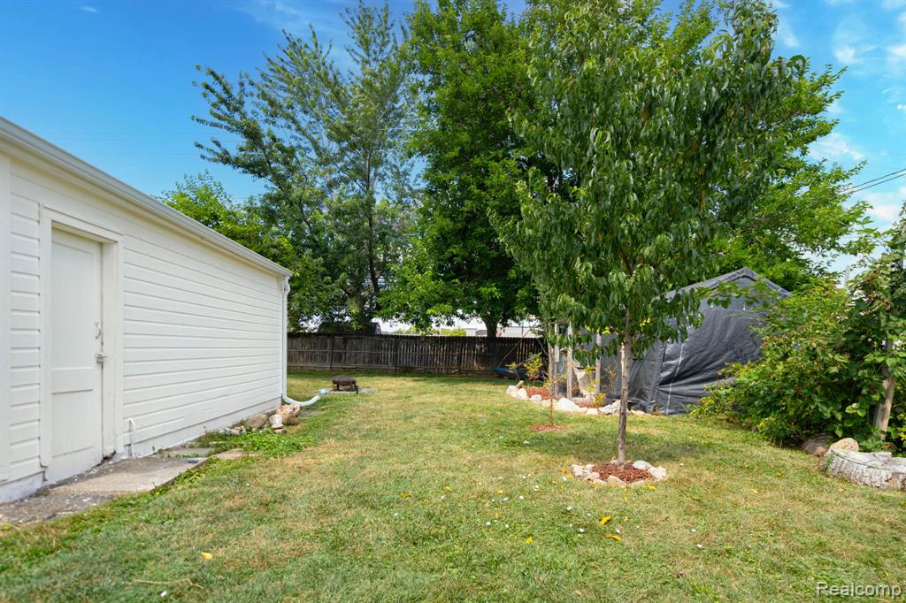 519 Bentley Drive Property Photo 16