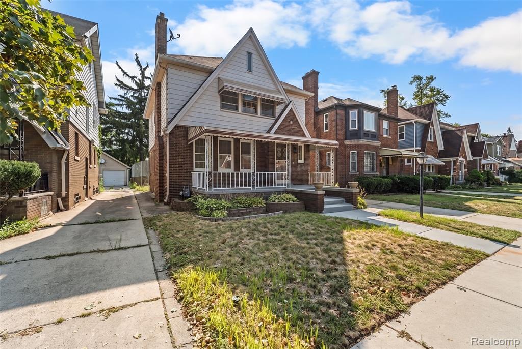 16224 Parkside Street Property Photo 3