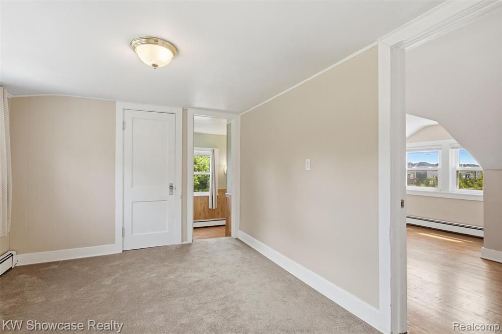 2220 Wixom Road Property Photo 20