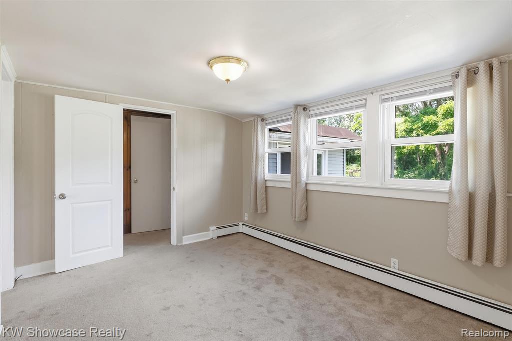 2220 Wixom Road Property Photo 22