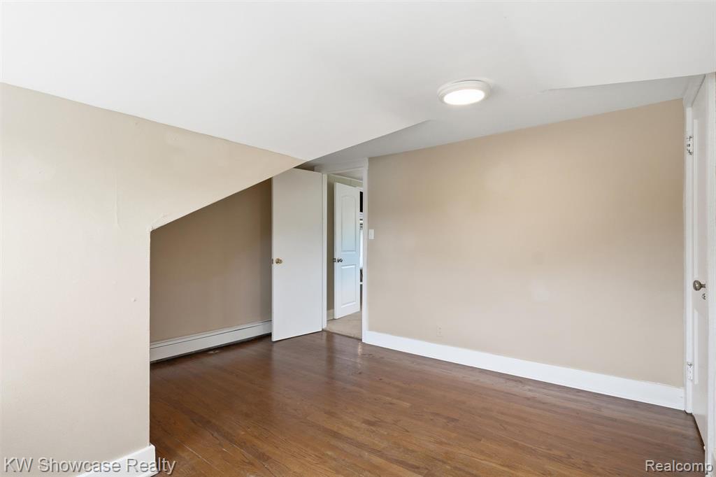 2220 Wixom Road Property Photo 26