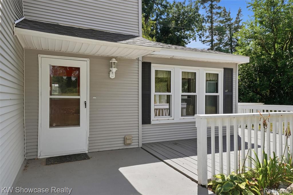 2220 Wixom Road Property Photo 34