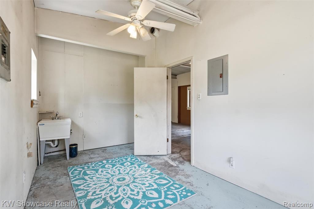 2220 Wixom Road Property Photo 70