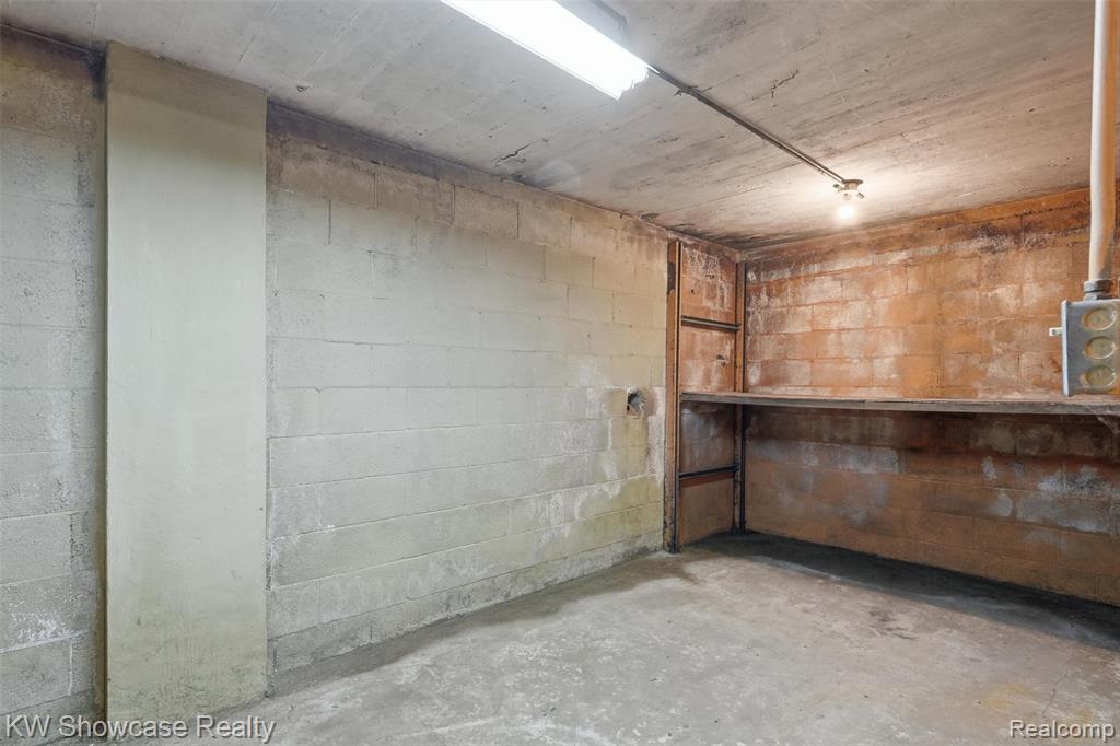 2220 Wixom Road Property Photo 77