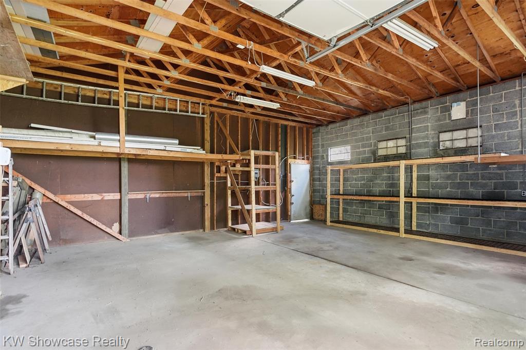 2220 Wixom Road Property Photo 93