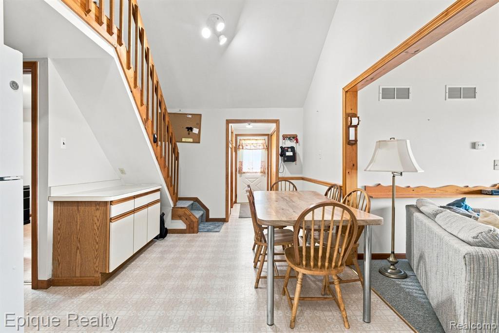 8946 Thomas Street Property Photo 18
