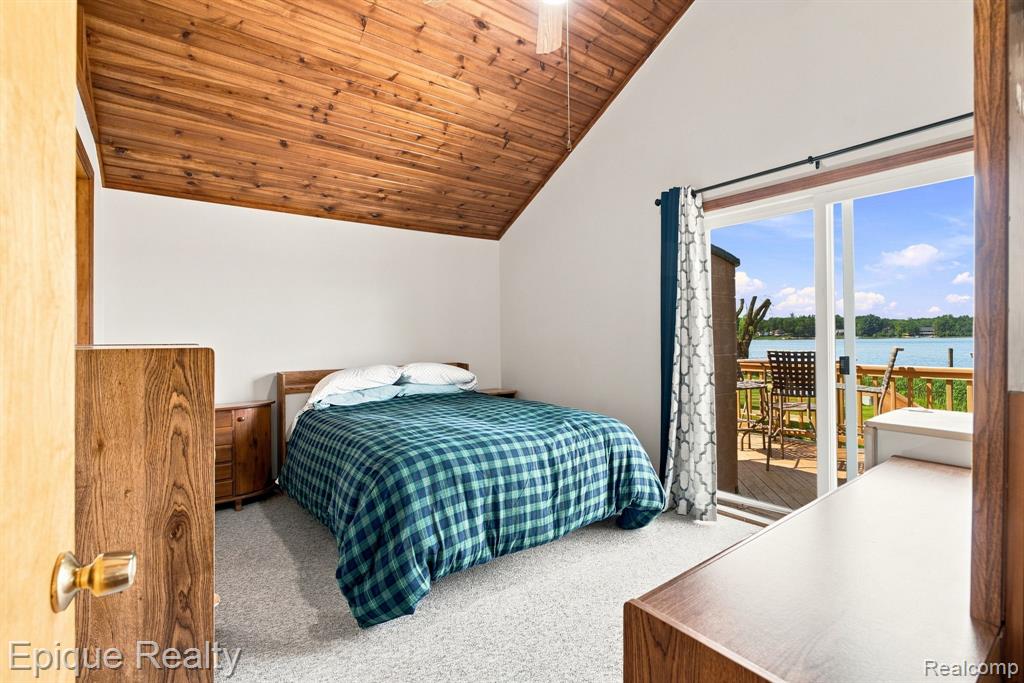 8946 Thomas Street Property Photo 23