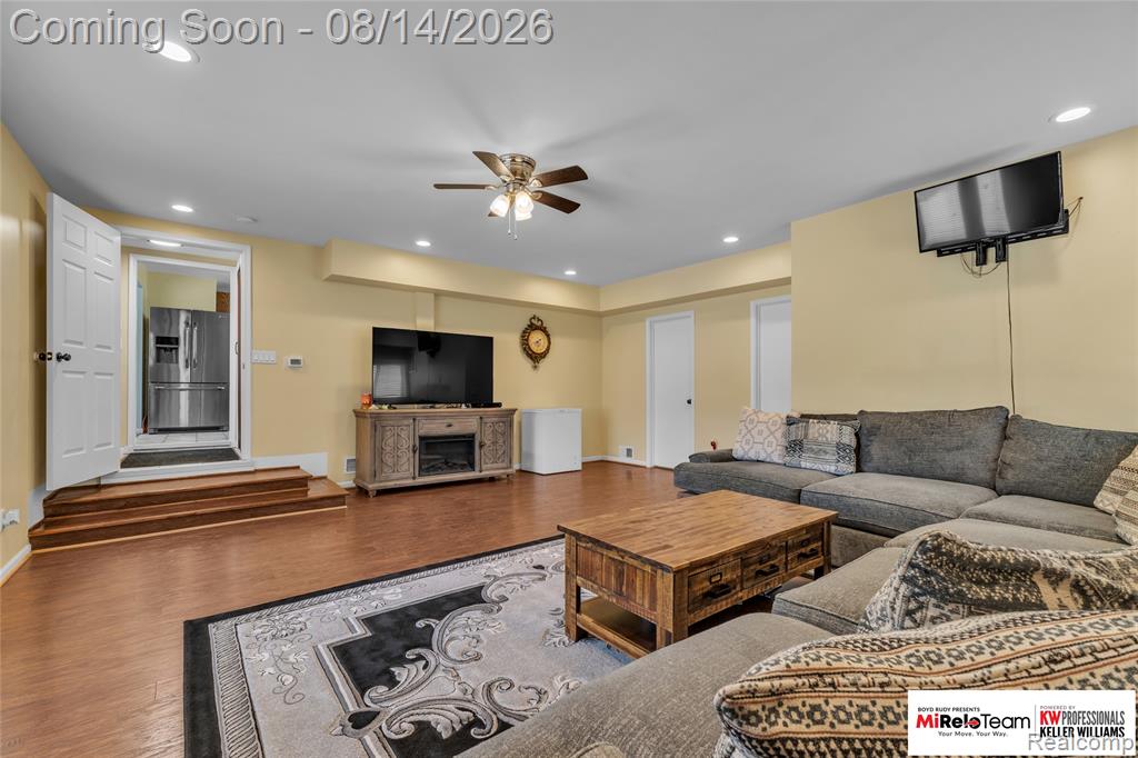 8300 Pacton Drive Property Photo 13