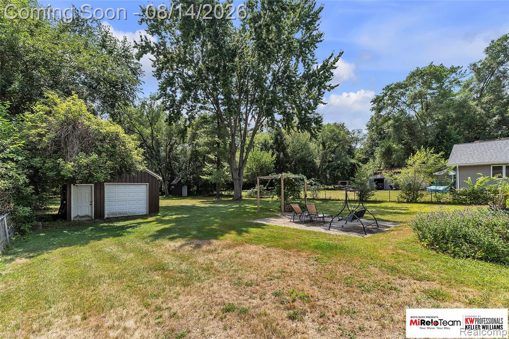 8300 Pacton Drive Property Photo 32