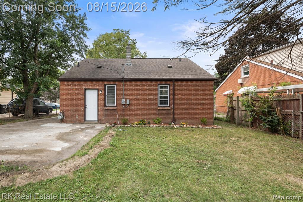 19488 Brady Property Photo 28