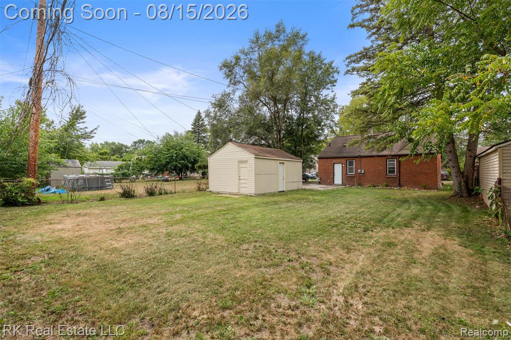 19488 Brady Property Photo 31