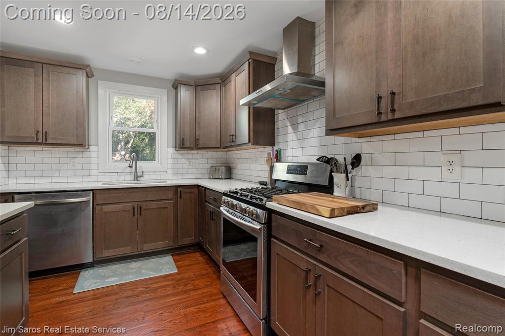 16845 Maumee Avenue Property Photo 7