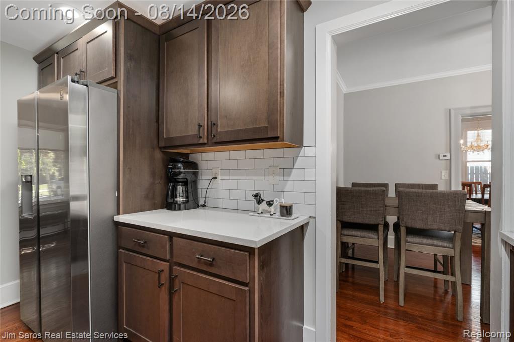 16845 Maumee Avenue Property Photo 9