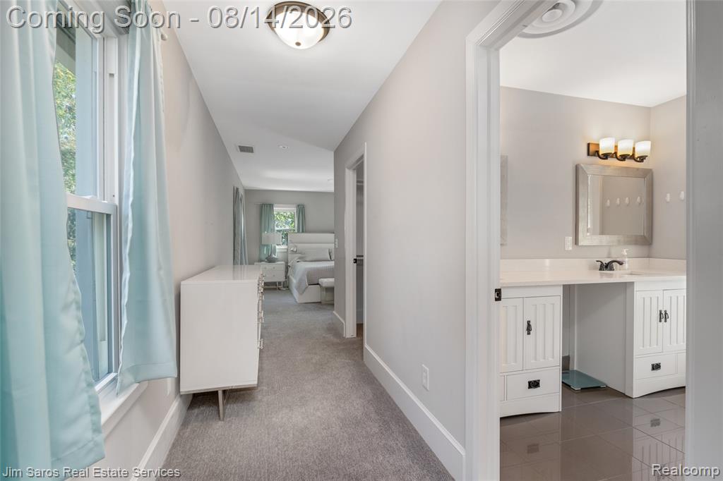 16845 Maumee Avenue Property Photo 16