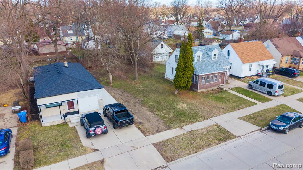 26166 Powers Avenue Property Photo 2