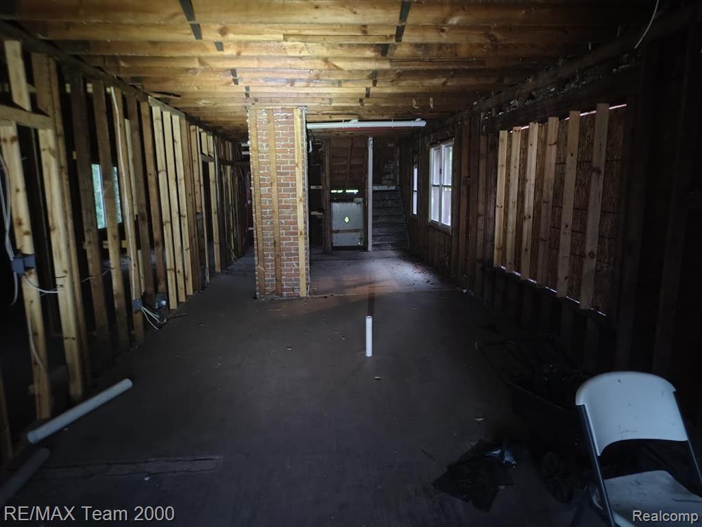 3262 Tuxedo Street Property Photo 3