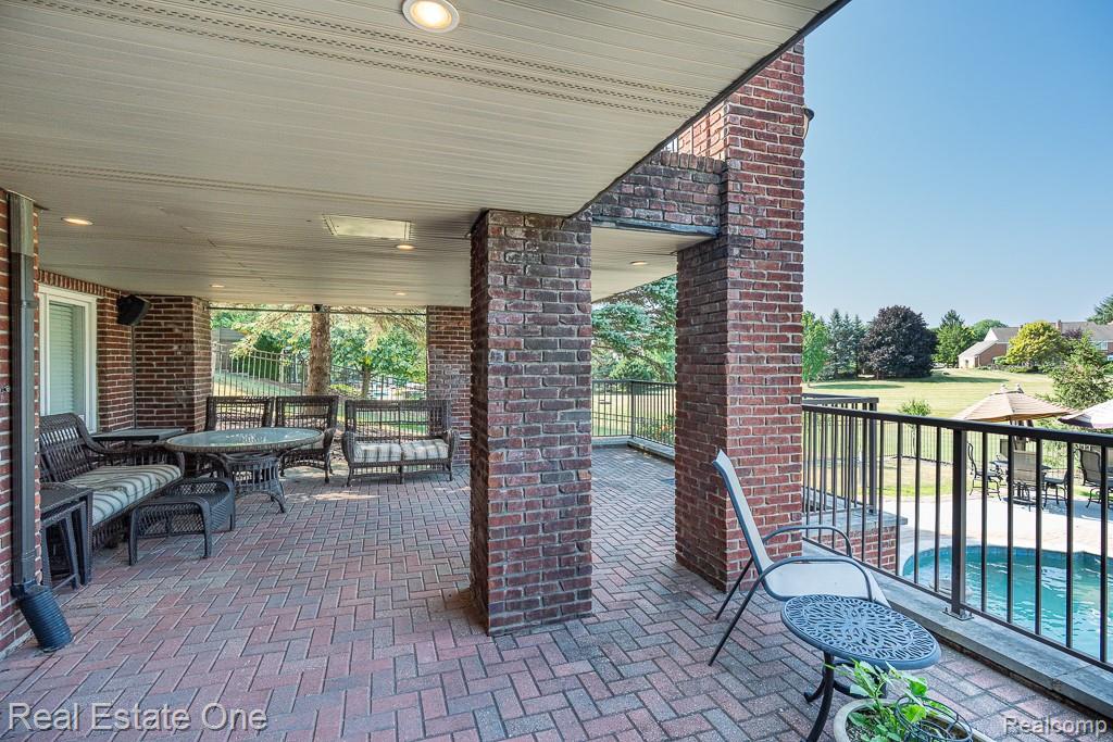 5575 Murfield Drive Property Photo 45