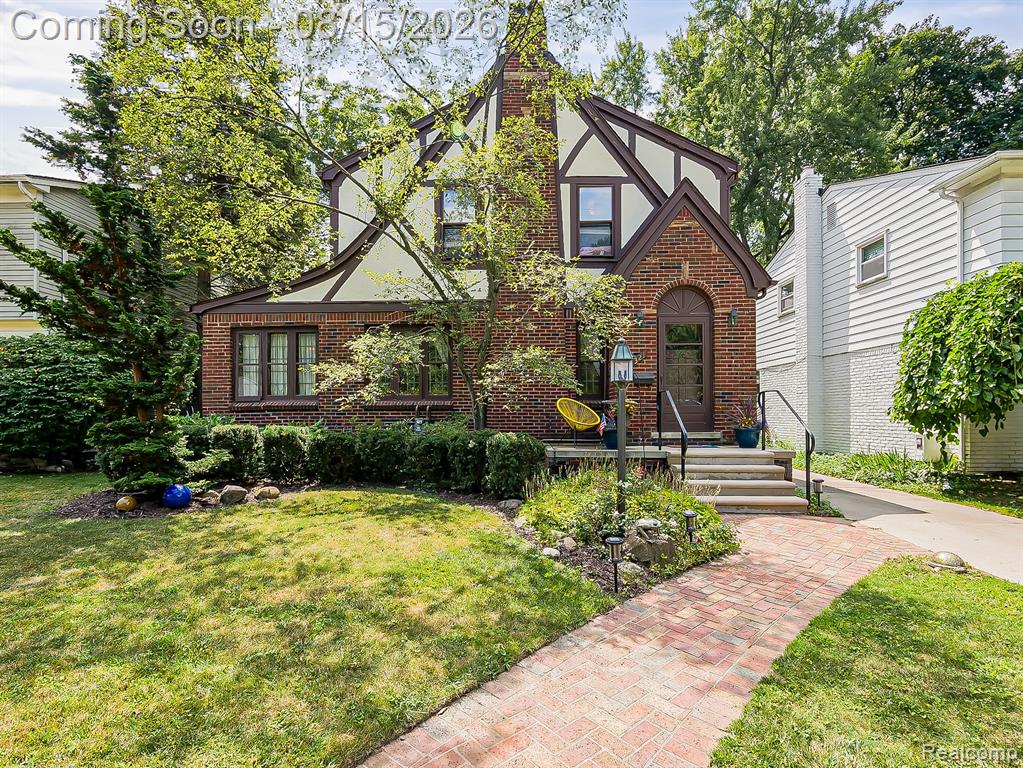 321 Aqua Court
