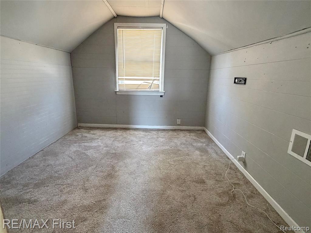13444 Prospect Avenue Property Photo 15
