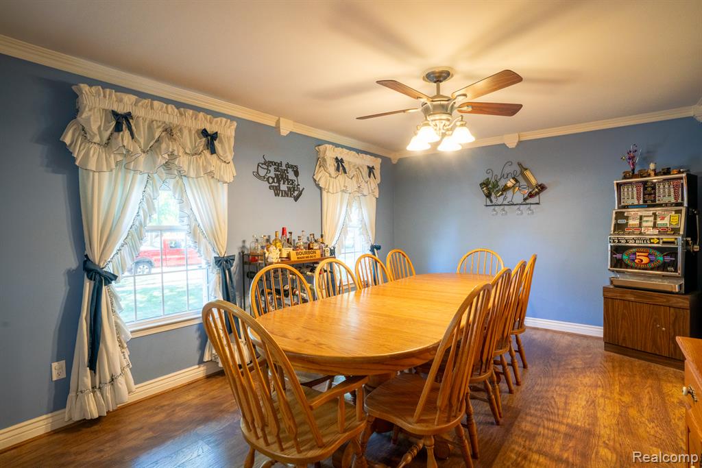 19031 Forrest Hill Drive Property Photo 8