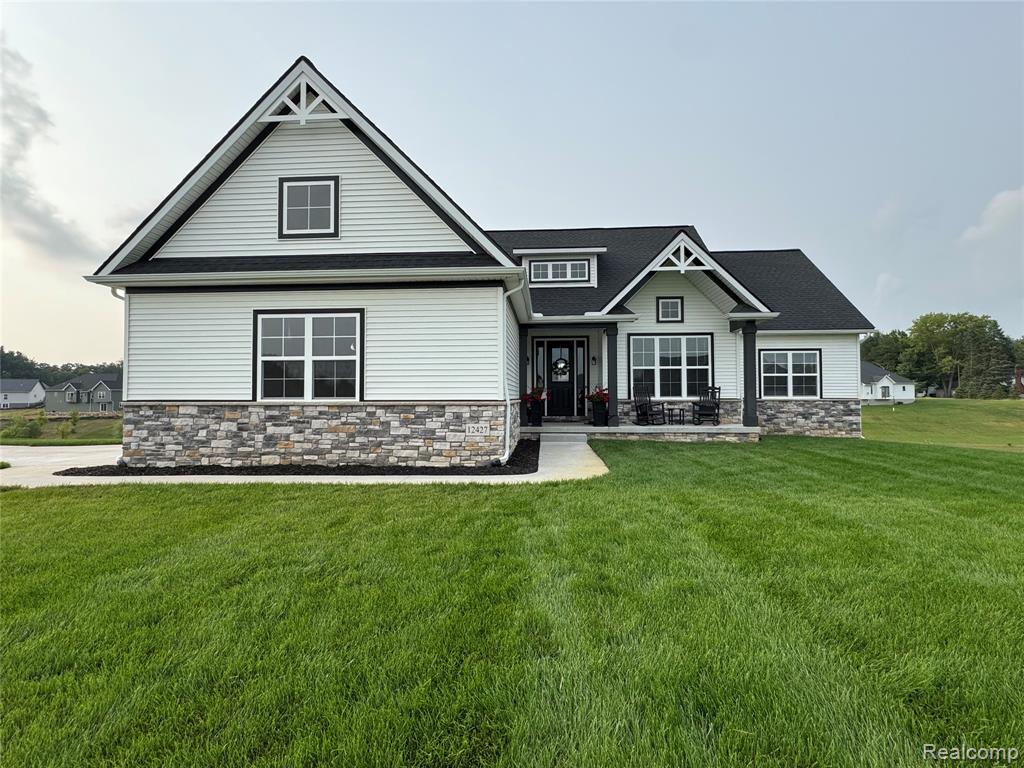 12427 Janes Landing Property Photo 1