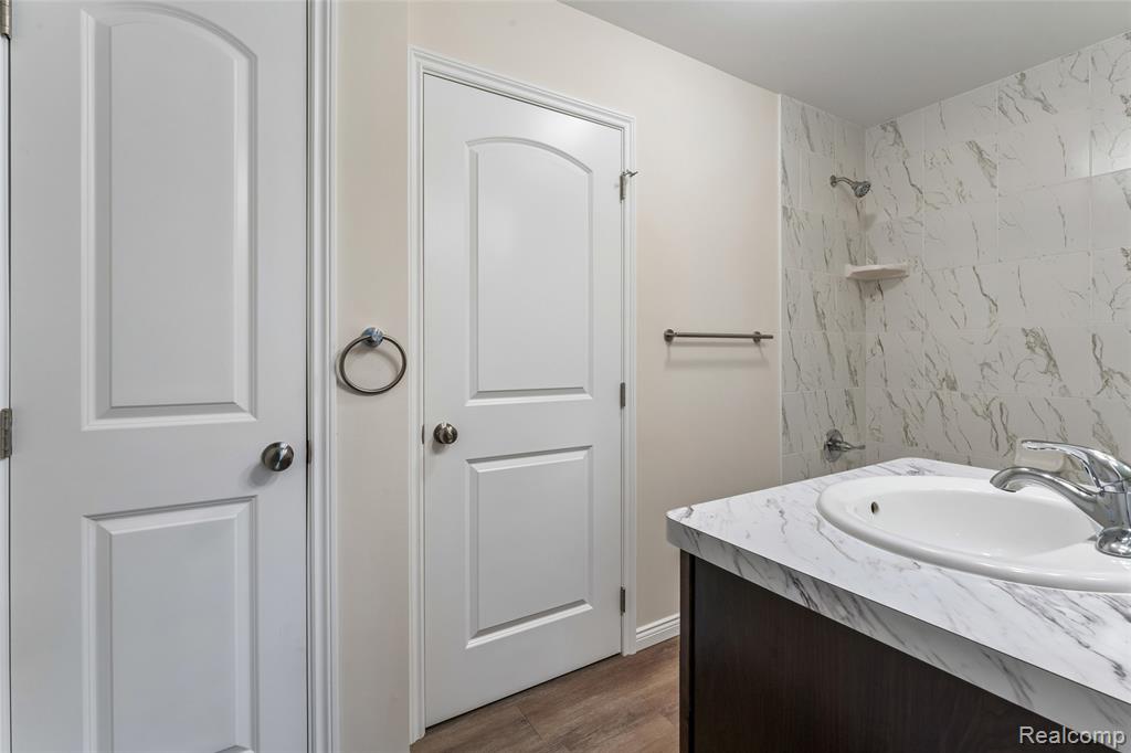22708 Mac Arthur Property Photo 11