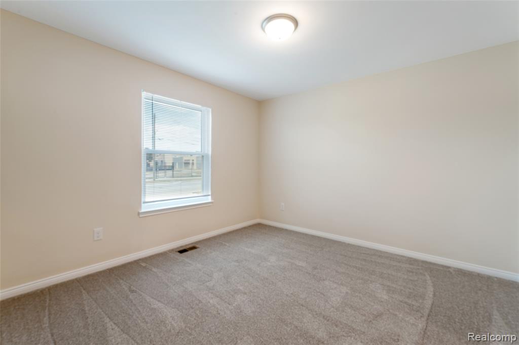 22708 Mac Arthur Property Photo 13