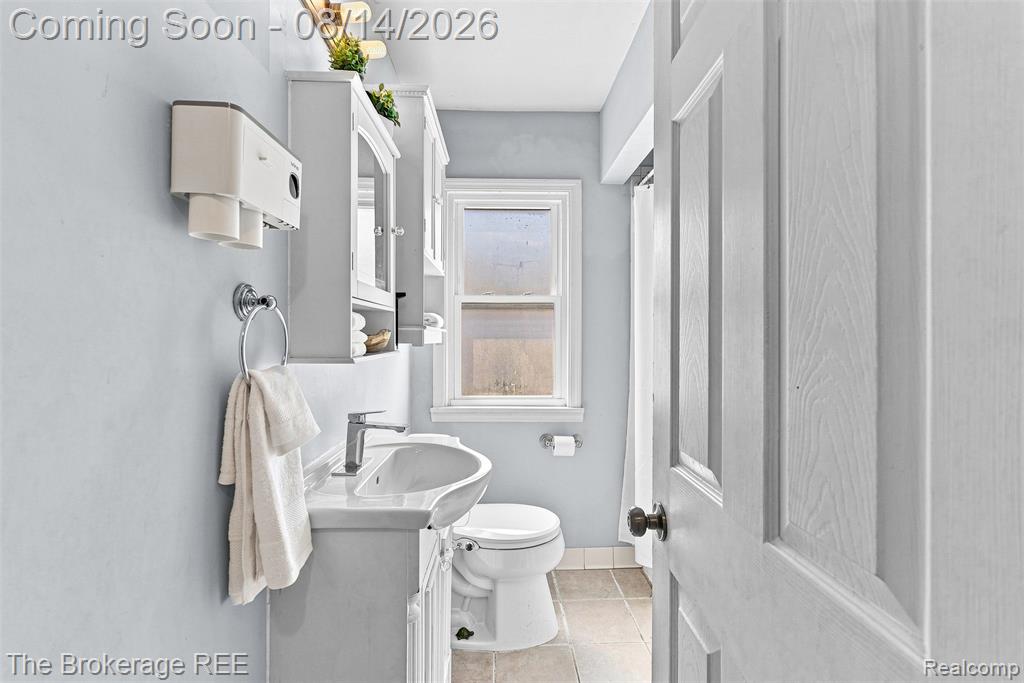 2190 Mapledale Street Property Photo 17