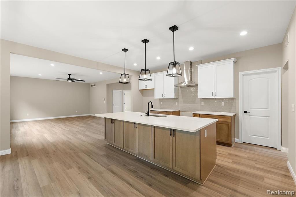 49241 London Bridge Drive Property Photo 17