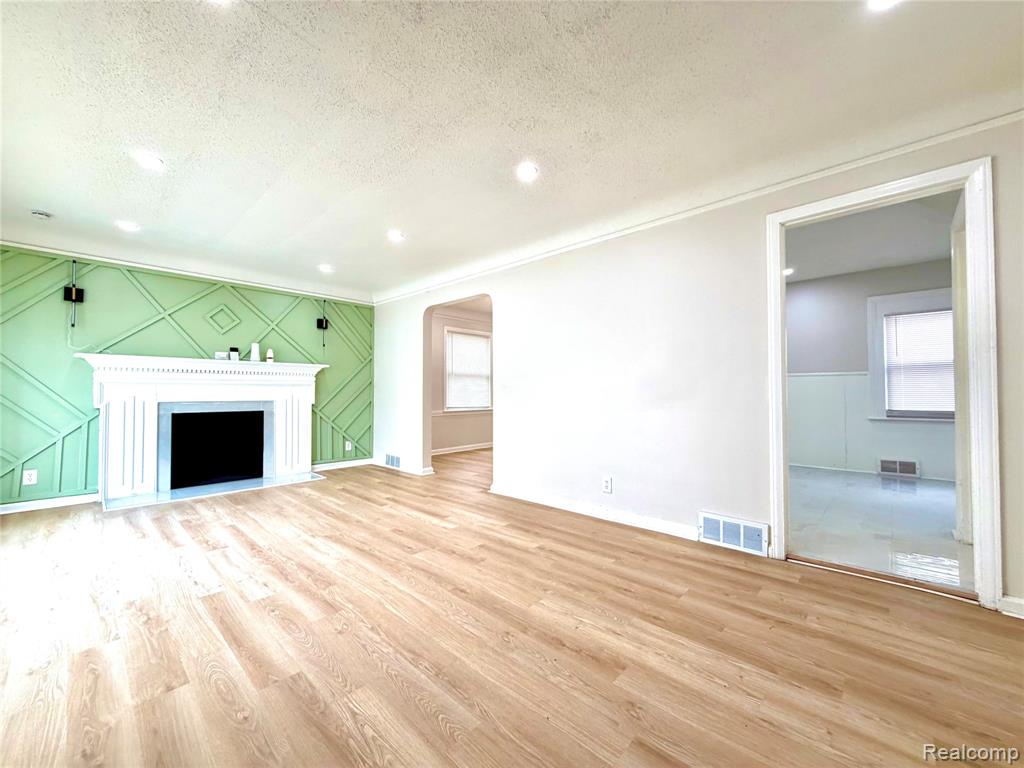 3666 Somerset Avenue Property Photo 12