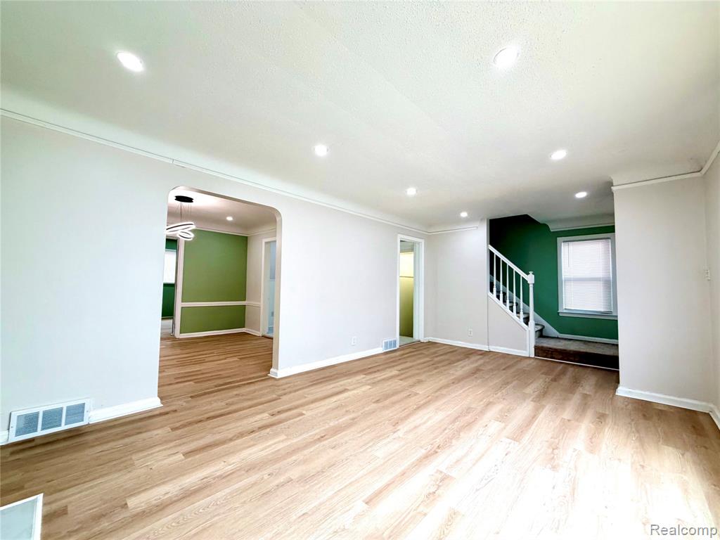 3666 Somerset Avenue Property Photo 13