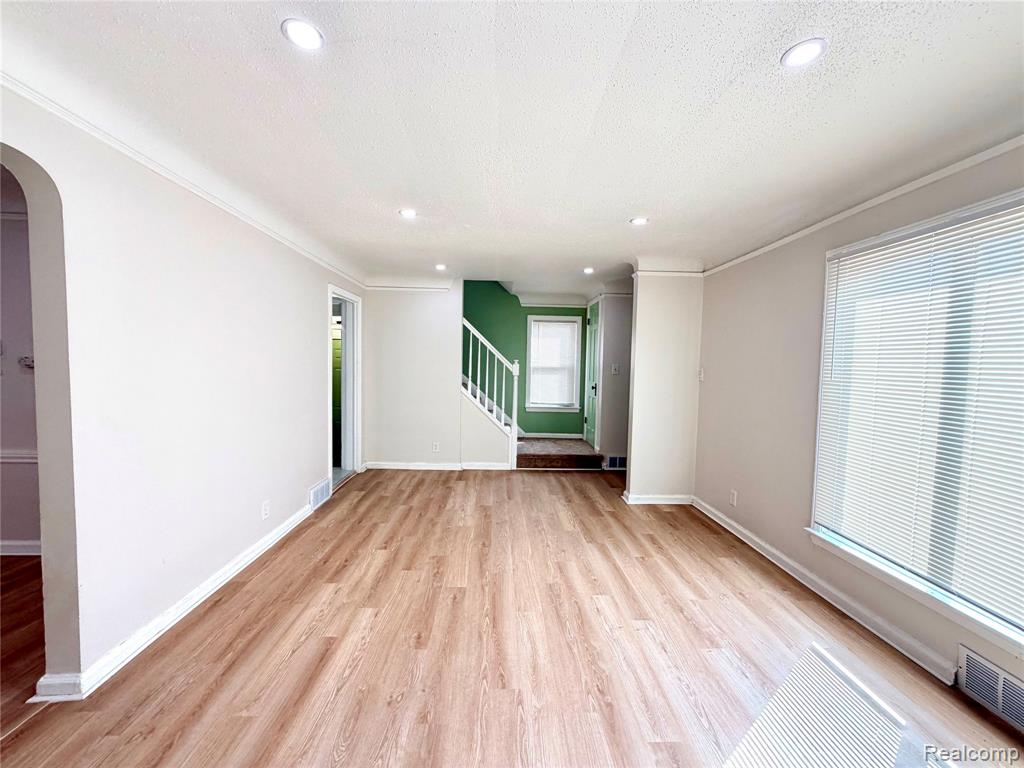 3666 Somerset Avenue Property Photo 14