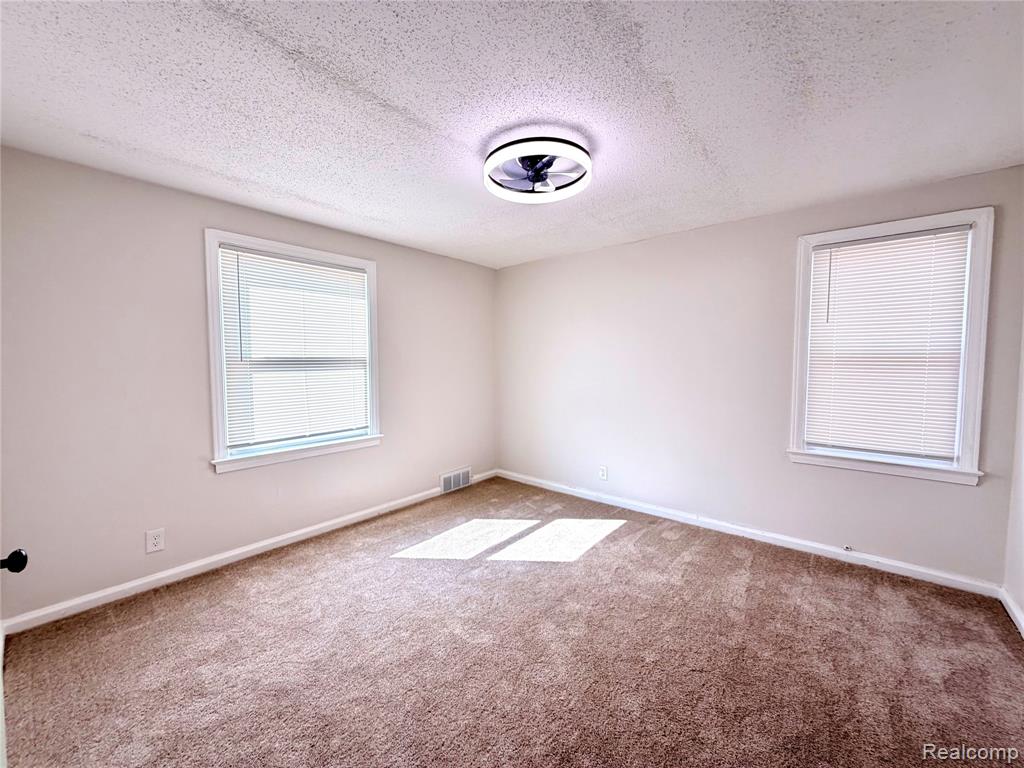 3666 Somerset Avenue Property Photo 28
