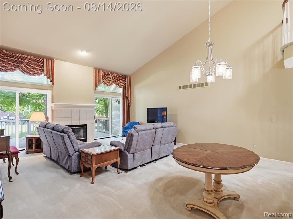 16905 Coral Lane Property Photo 6