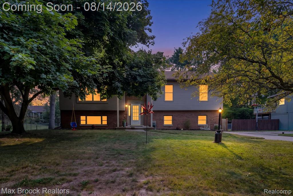 1753 Weymouth Street