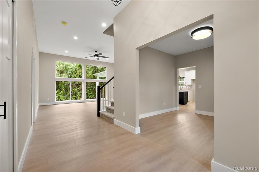 49287 London Bridge Drive Property Photo 8