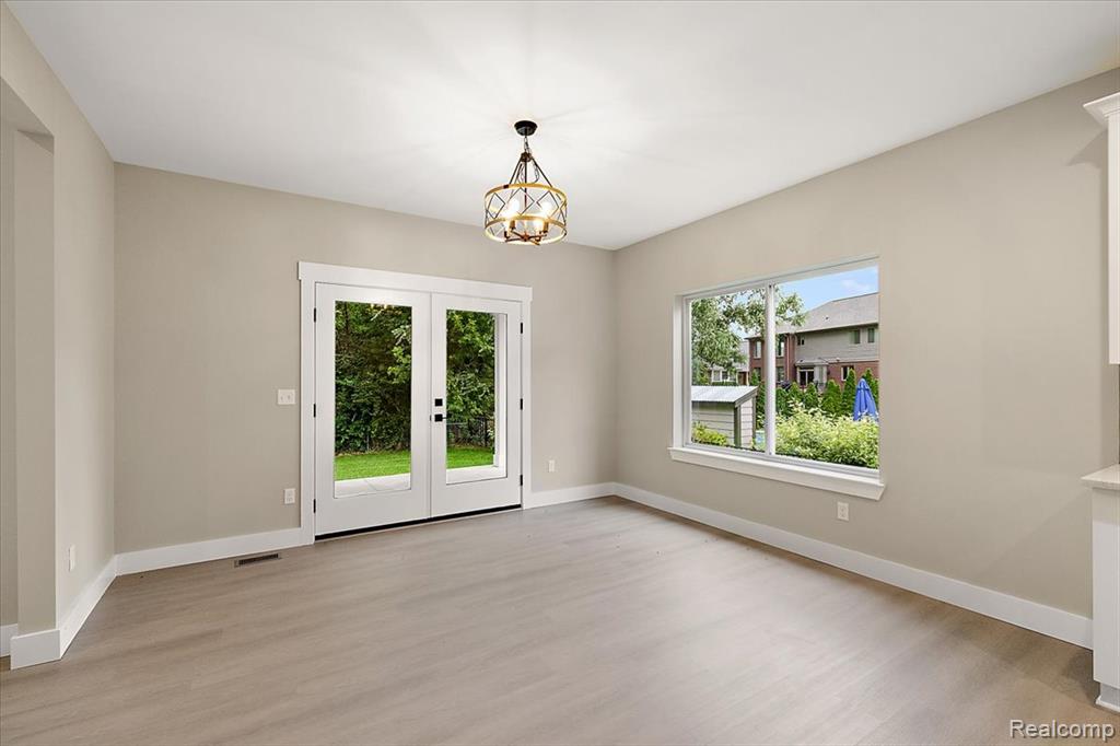 49287 London Bridge Drive Property Photo 14