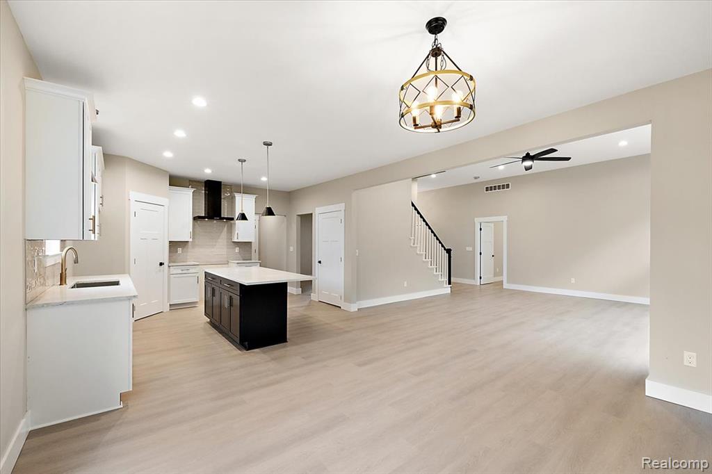 49287 London Bridge Drive Property Photo 15