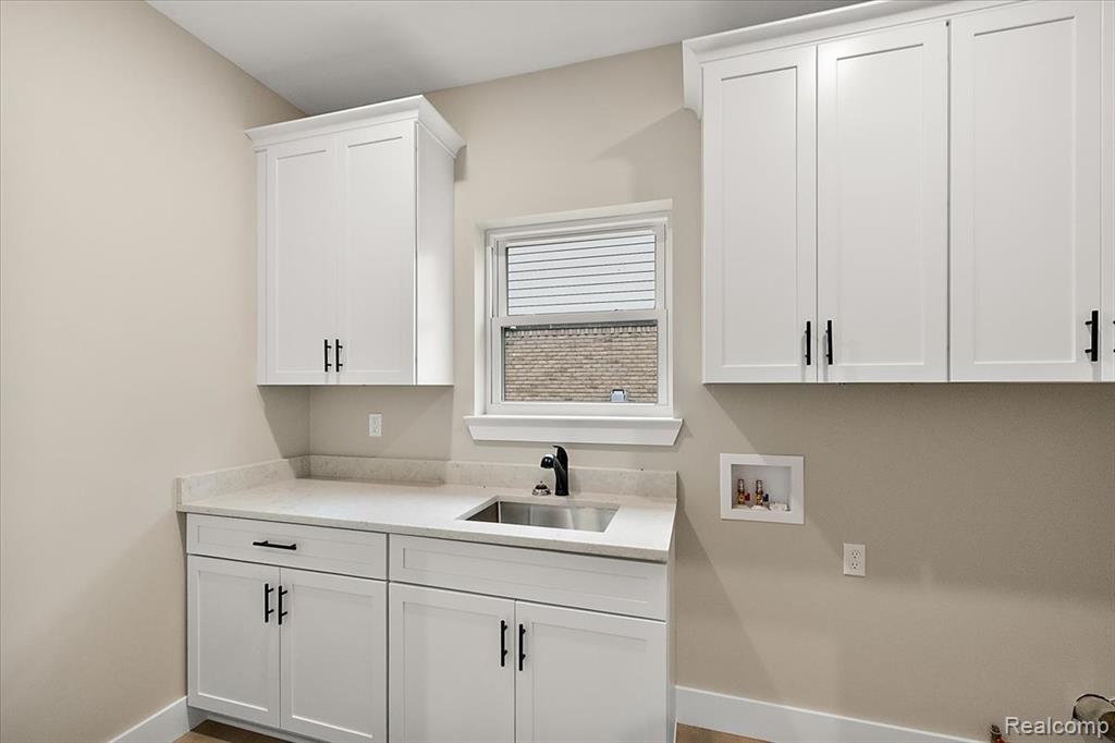 49287 London Bridge Drive Property Photo 22