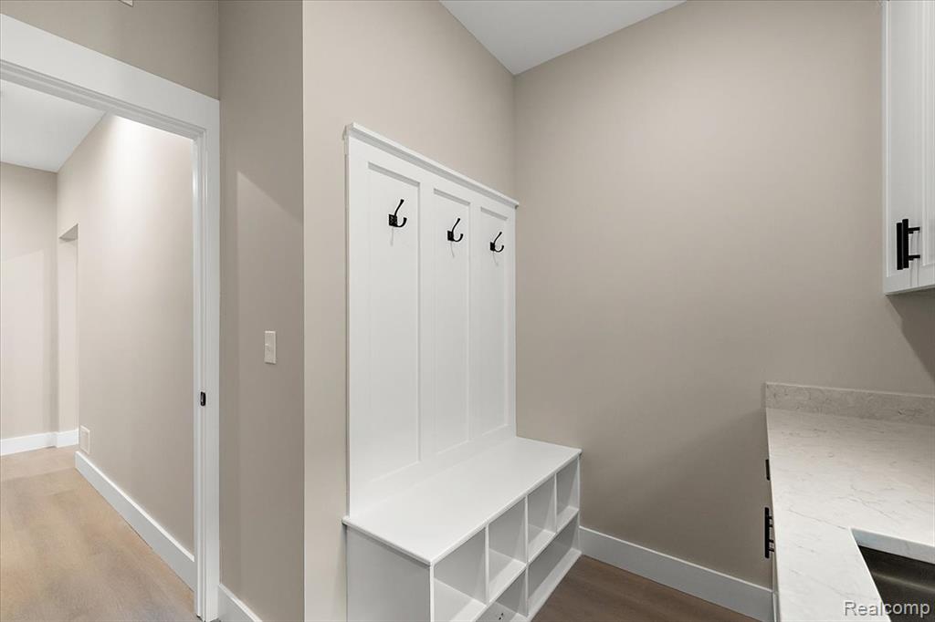 49287 London Bridge Drive Property Photo 23