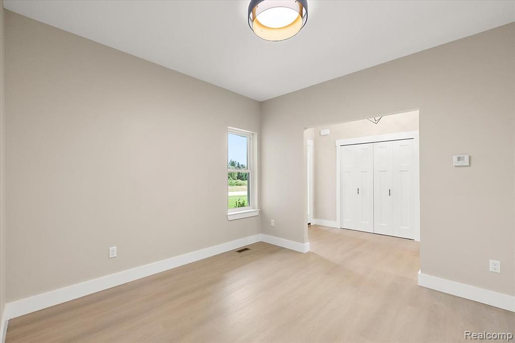 49287 London Bridge Drive Property Photo 26