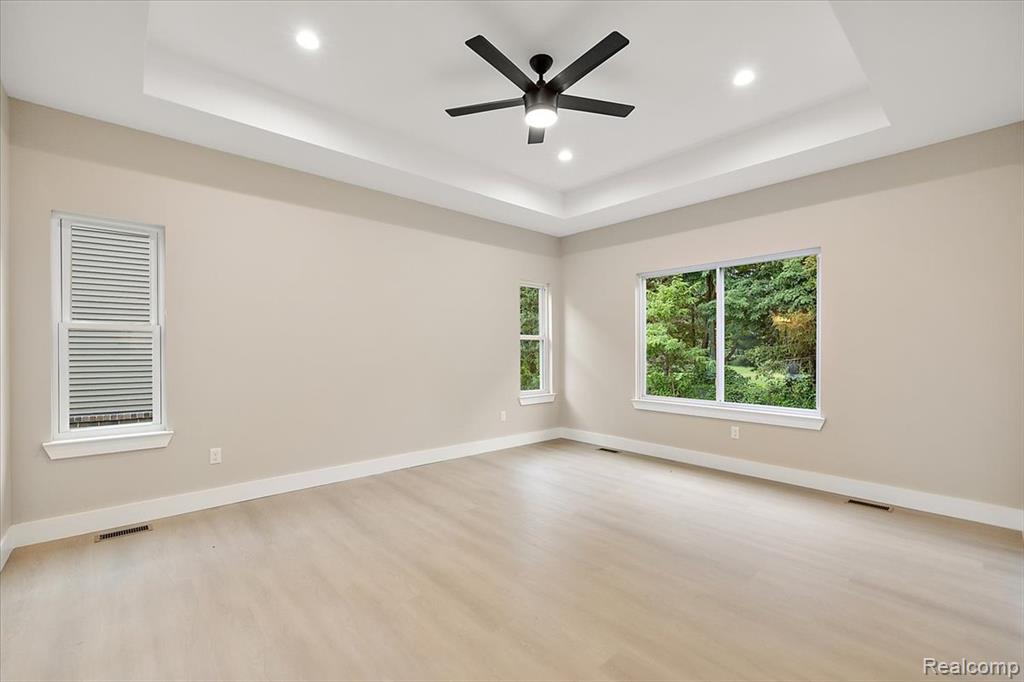 49287 London Bridge Drive Property Photo 29